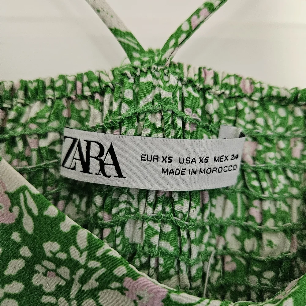 Zara floral dress - Picture 2 of 2